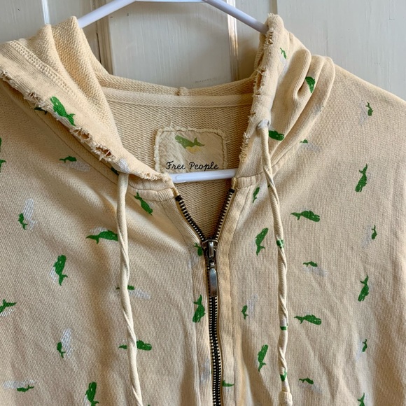 FREE PEOPLE pale yellow whale pattern jacket - Picture 2 of 14